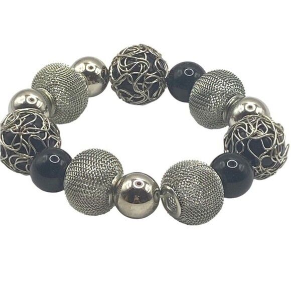 Vintage Mixed Silver and Black Beaded Bracelet - Picture 2 of 6